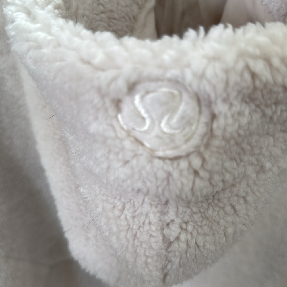 RARE- Sherpa scuba in perfect condition. Size XS - Picture 4 of 5